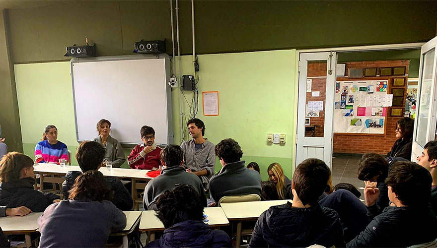 Orientacióon Vocacional con paneles de ptofesionales - Colegio San Javier