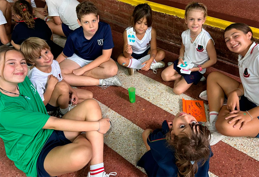 Primero y 7mo Grado creando vínculos- Colegio San Javier